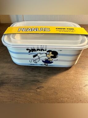 Peanuts SMAK Snoopy Lucy Charlie CHOW TIME 32oz Stoneware Lunch Box 7.5x5.5x2.75